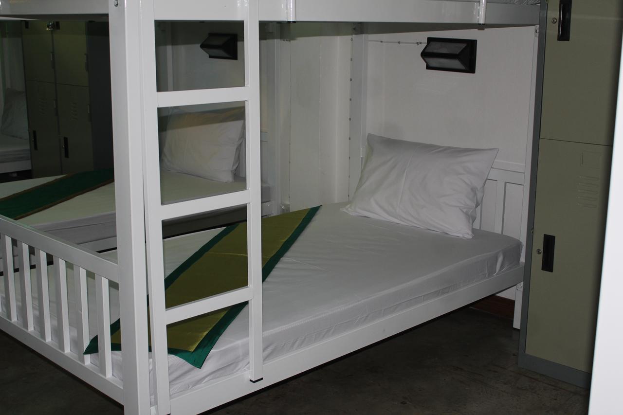 Siri Krabi Hostel Стая снимка